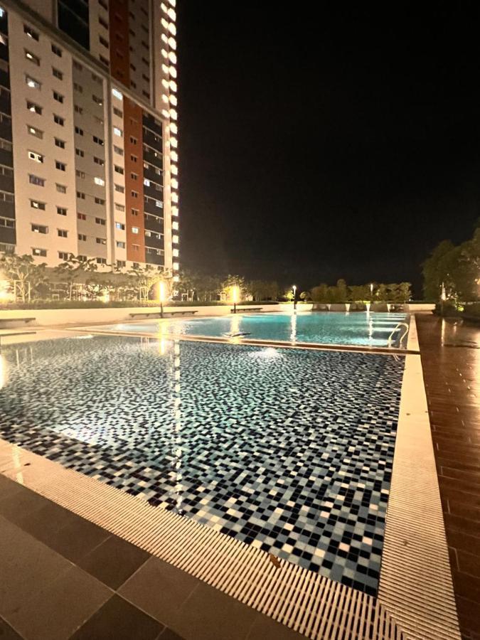 Apartment High Flyer Klia At Alanis Kota Warisan Sepang